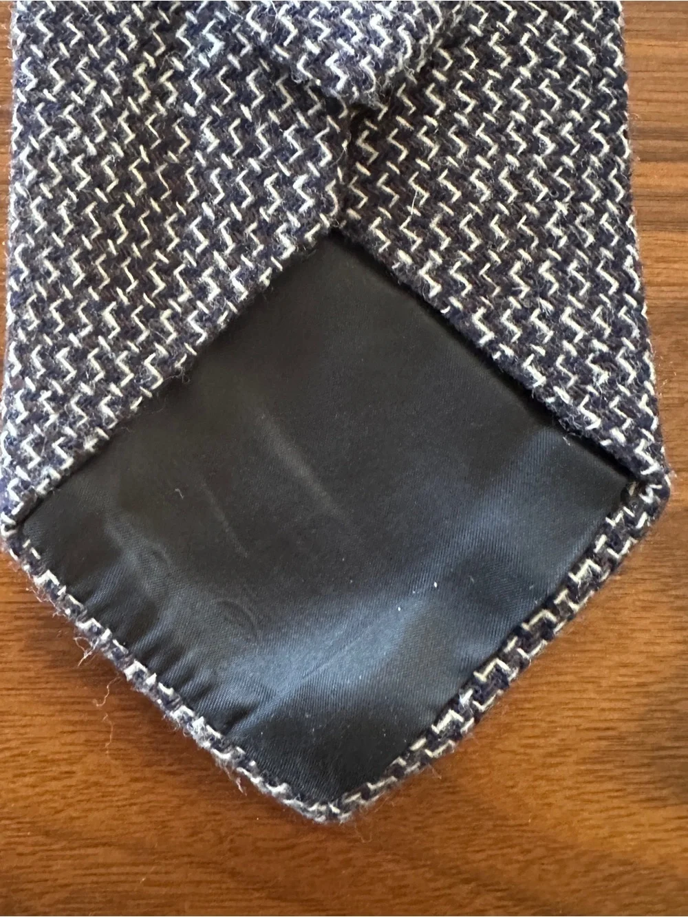 BOSS Hugo Boss Black and Cream Woven Knit Scarf